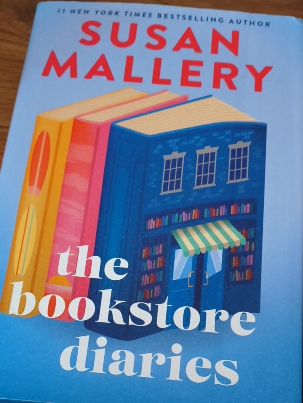 Books - Picture 3 of 13